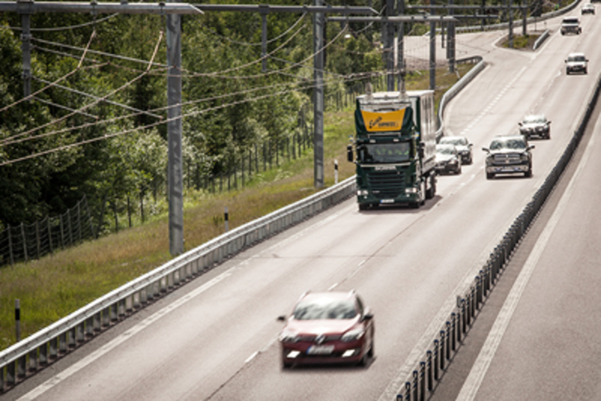 Πως το σύστημα eHighway βοηθάει τις ηλεκτροκίνητες μεταφορές; | Newsit.gr Πως το σύστημα eHighway βοηθάει τις ηλεκτροκίνητες μεταφορές; | Newsit.gr