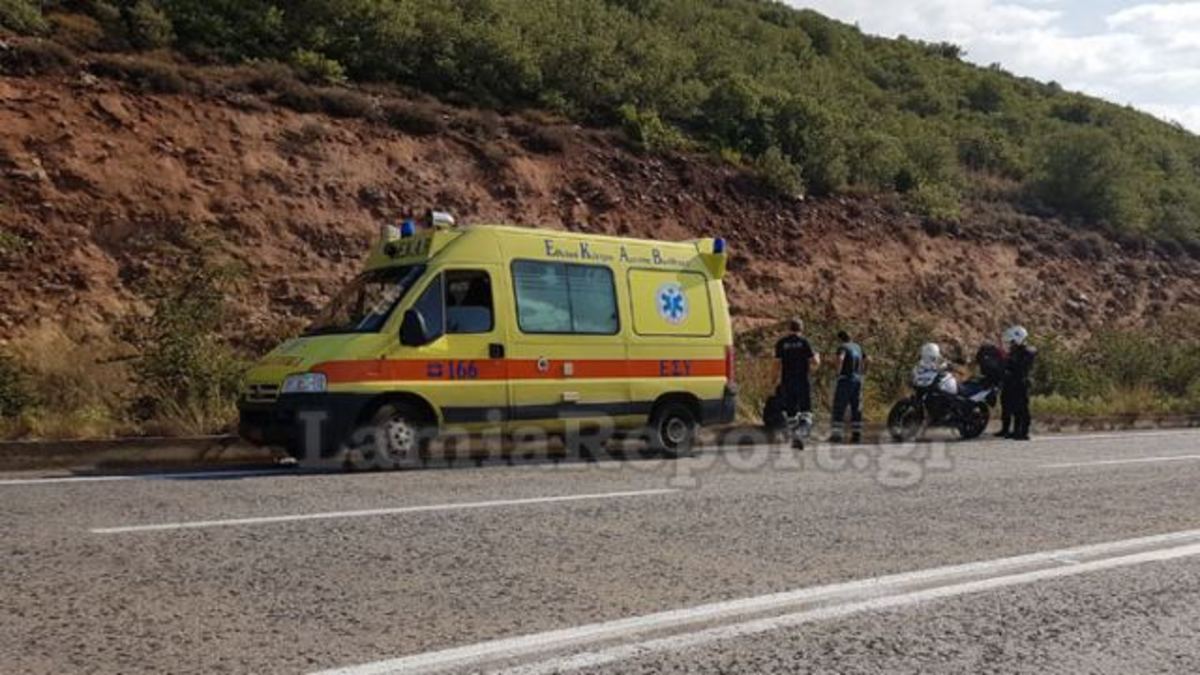 Λαμία: Κοιμόταν στην άκρη της εθνικής οδού – Η εξήγηση που έδωσε όταν τον ξύπνησαν! | Newsit.gr Λαμία: Κοιμόταν στην άκρη της εθνικής οδού – Η εξήγηση που έδωσε όταν τον ξύπνησαν! | Newsit.gr