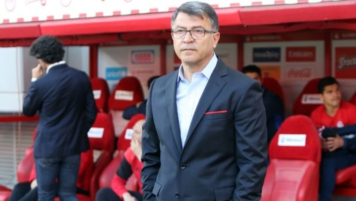 Ολυμπιακός: Μίλησε με Πογιέτ, αλλά πλησιάζει ο Λεμονής | Newsit.gr Ολυμπιακός: Μίλησε με Πογιέτ, αλλά πλησιάζει ο Λεμονής | Newsit.gr