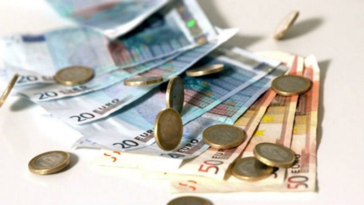 Απ’ την… μία τσέπη μπαίνει κι απ’ την άλλη βγαίνει το μέρισμα – Μέτρα 1,9 δισ. ευρώ με το «καλημέρα» του 2018 | Newsit.gr