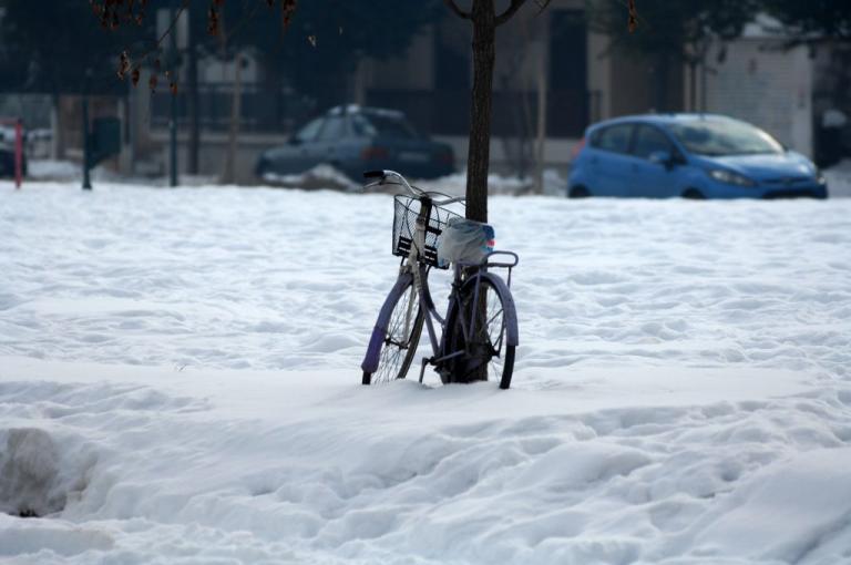 Καιρός: Σκεπάζει τα πάντα ο δυνατός χιονιάς – Ποιες περιοχές θα «ντυθούν» στα λευκά [pics] | Newsit.gr