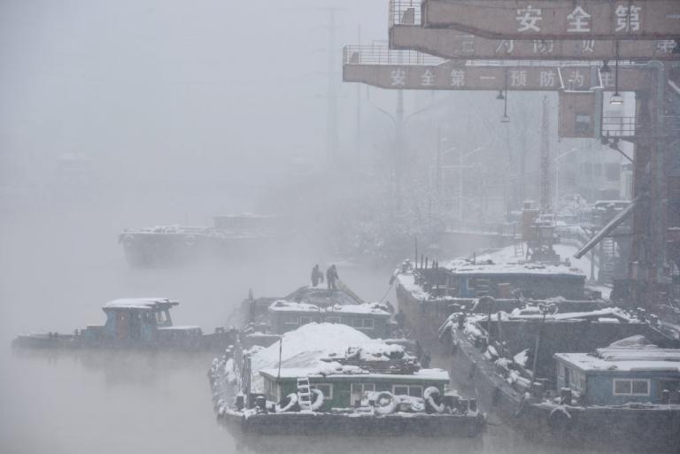 Καταπλακώνει τα πάντα το χιόνι στην Κίνα – 21 νεκροί από τα ακραία καιρικά φαινόμενα [pics] | Newsit.gr
