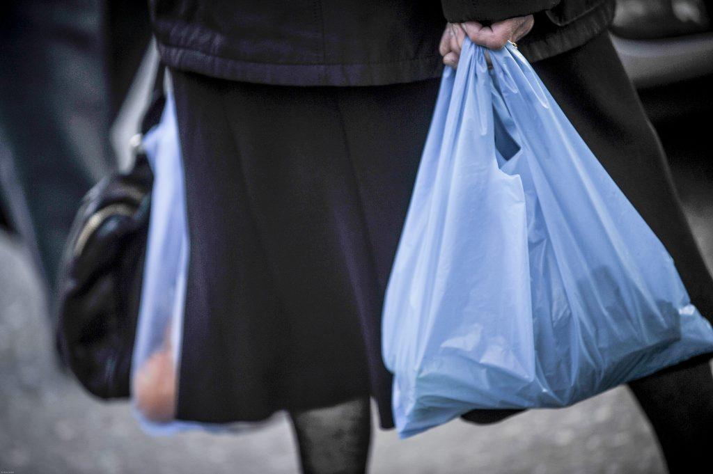 , Πλαστική σακούλα: Πως δεν θα πληρώσετε – Ποιες είναι δωρεάν