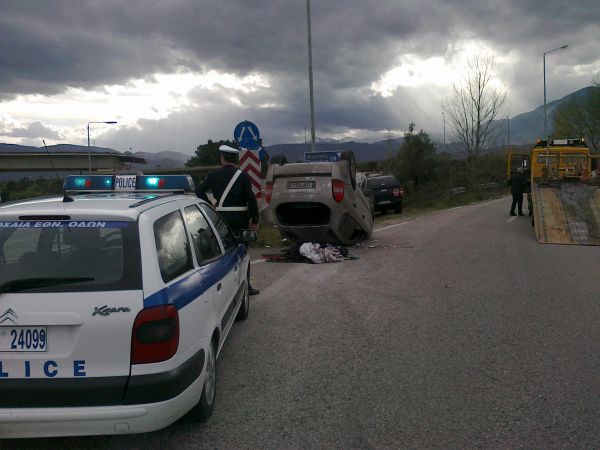 Η αστυνομία στο σημείο του ατυχήματος - ΦΩΤΟ από lamiareport.gr