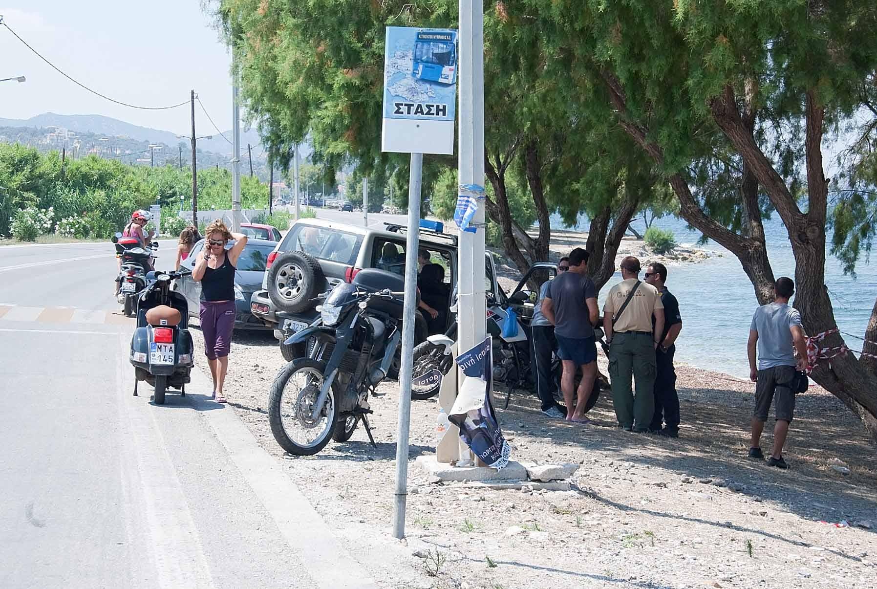 Η τραγωδία είναι το μόνιμο θέμα συζήτησης στο νησί - ΦΩΤΟ EUROKINISSI