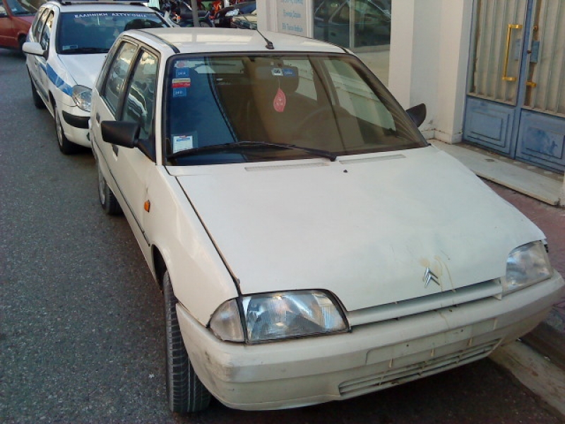Αυτοκίνητο που μετέφερε λαθρομετανάστες - ΦΩΤΟ από dete.gr