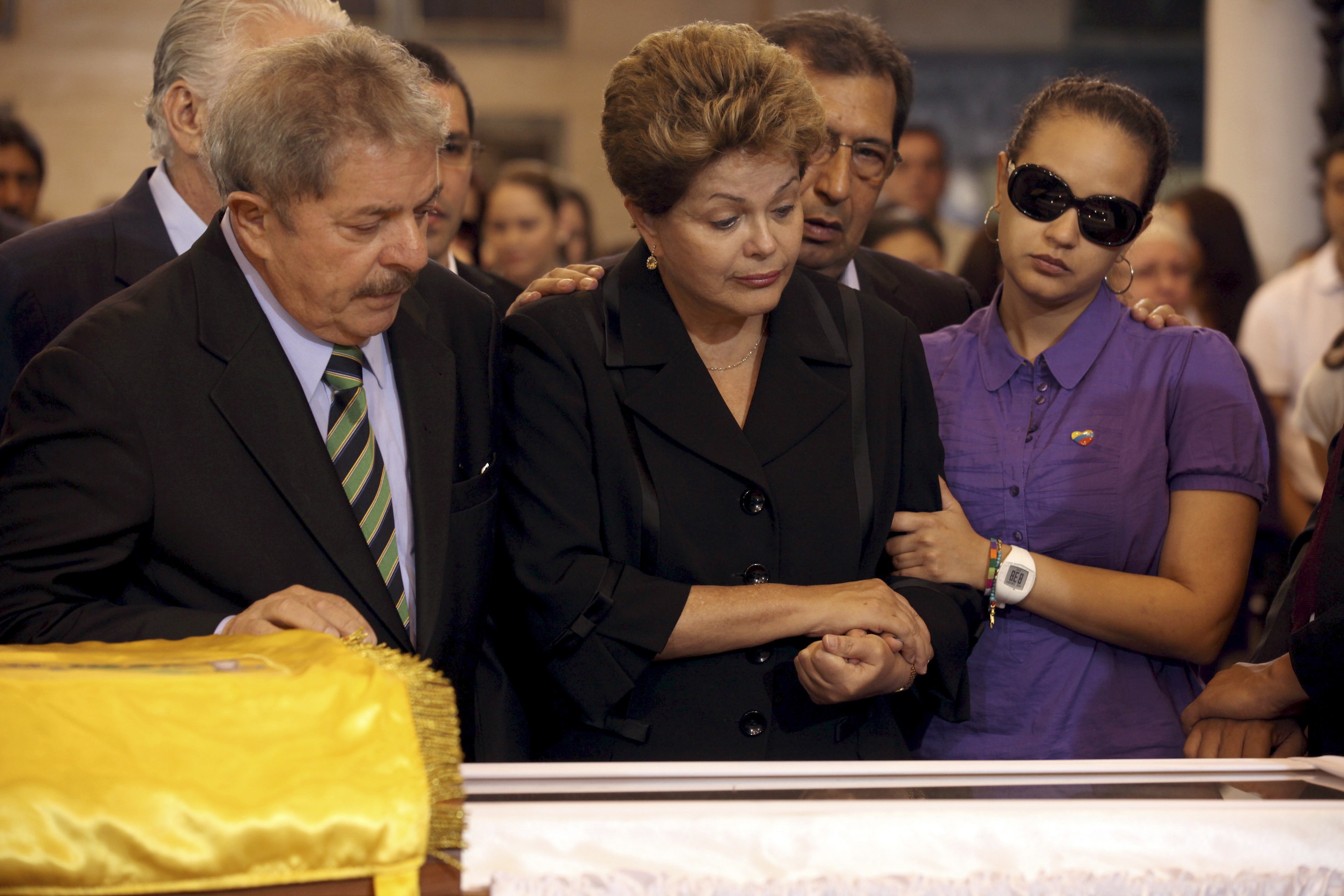 Η δεύτερη κόρη του ηγέτη της Βενεζουέλας, Ρόζα Βιρτζίνια, με την πρόεδρο της Βραζιλίας Ντίλμα Ρούσεφ