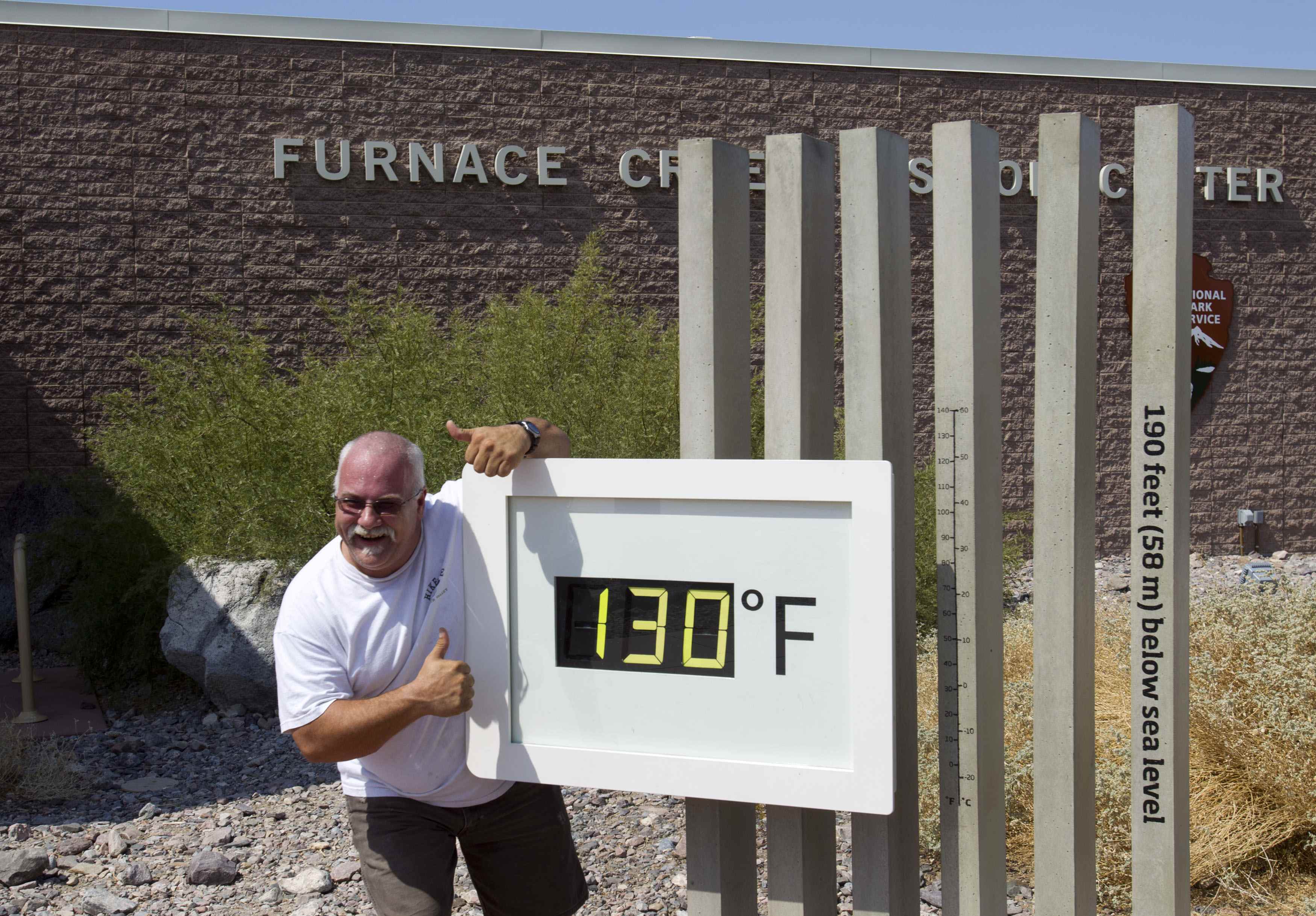 130 βαθμοί Fahrenheit ισοβαθμούν με 50 βαθμούς Κελσίου
