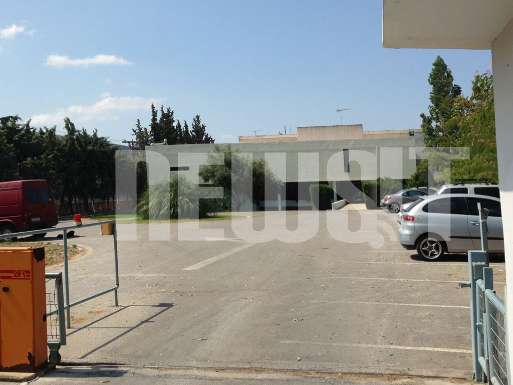 Ο χώρος έξω από τις εγκαταστάσεις της Παιανίας - ΦΩΤΟΓΡΑΦΙΑ NewsIt