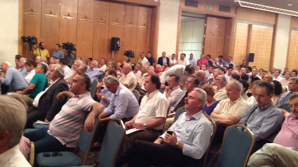 Σε βαρύ κλίμα γίνεται η έκτακτη συνέλευση της ΚΕΔΕ - ΦΩΤΟ NEWSIT
