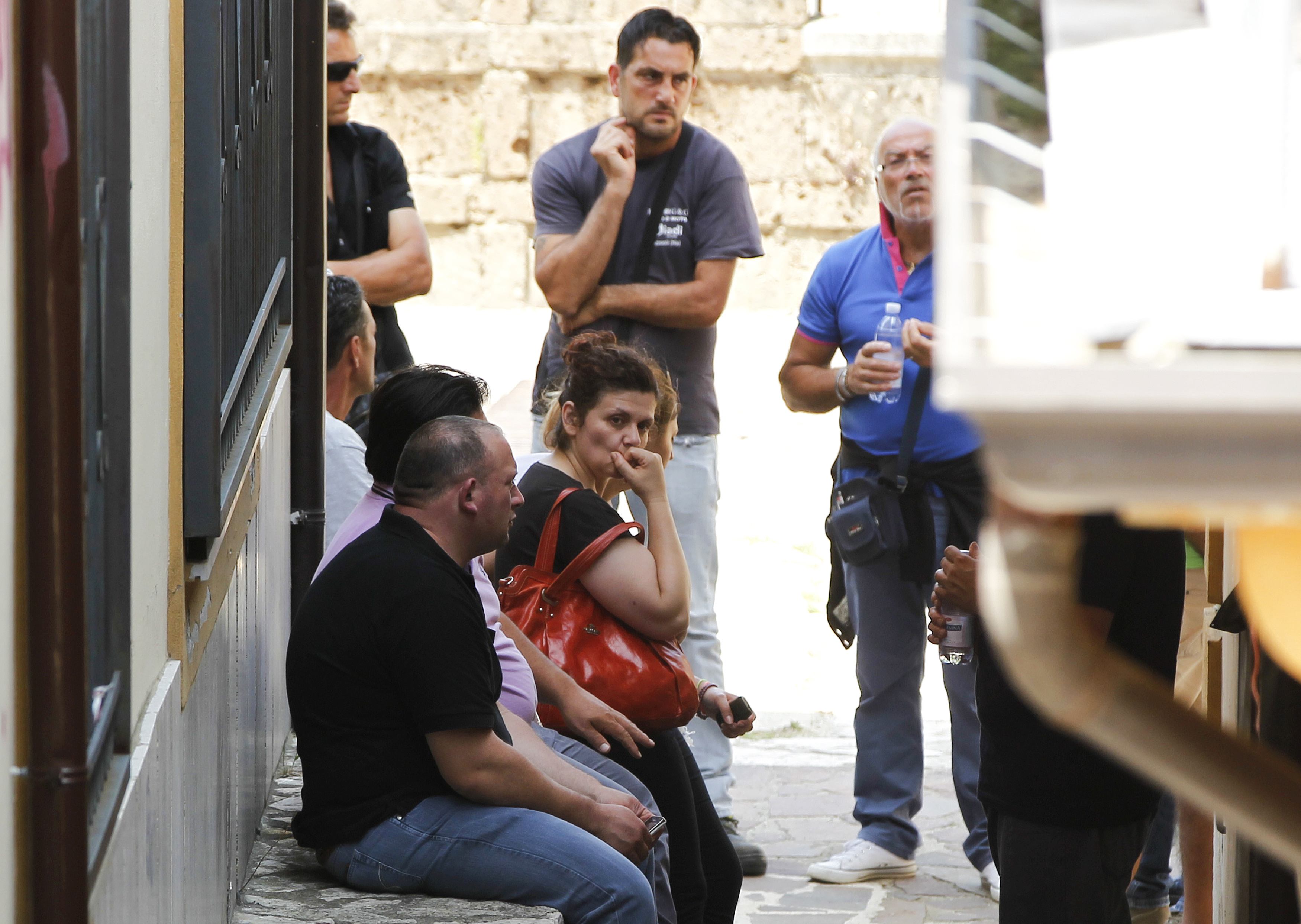 Δεν μπορούν να πιστέψουν το κακό που τους βρήκε ΦΩΤΟ REUTERS