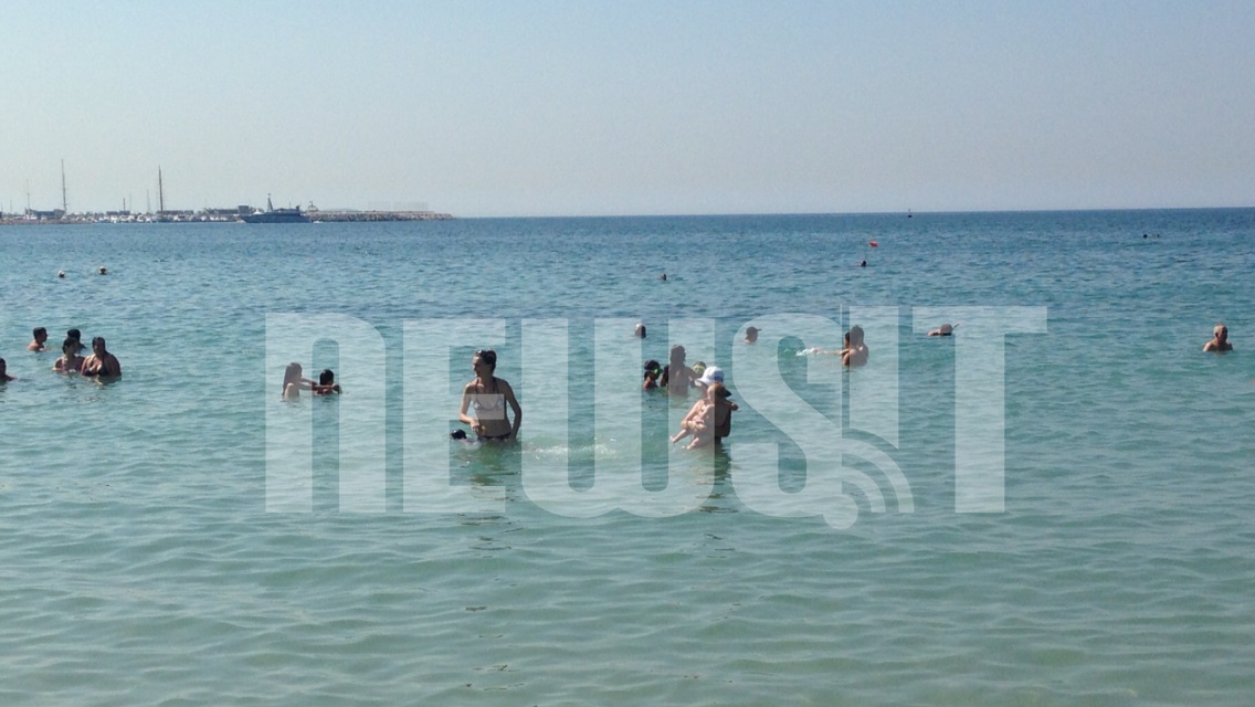 "Δε βγαίνω από το νερό λέμε" - ΦΩΤΟ ΝEWSIT