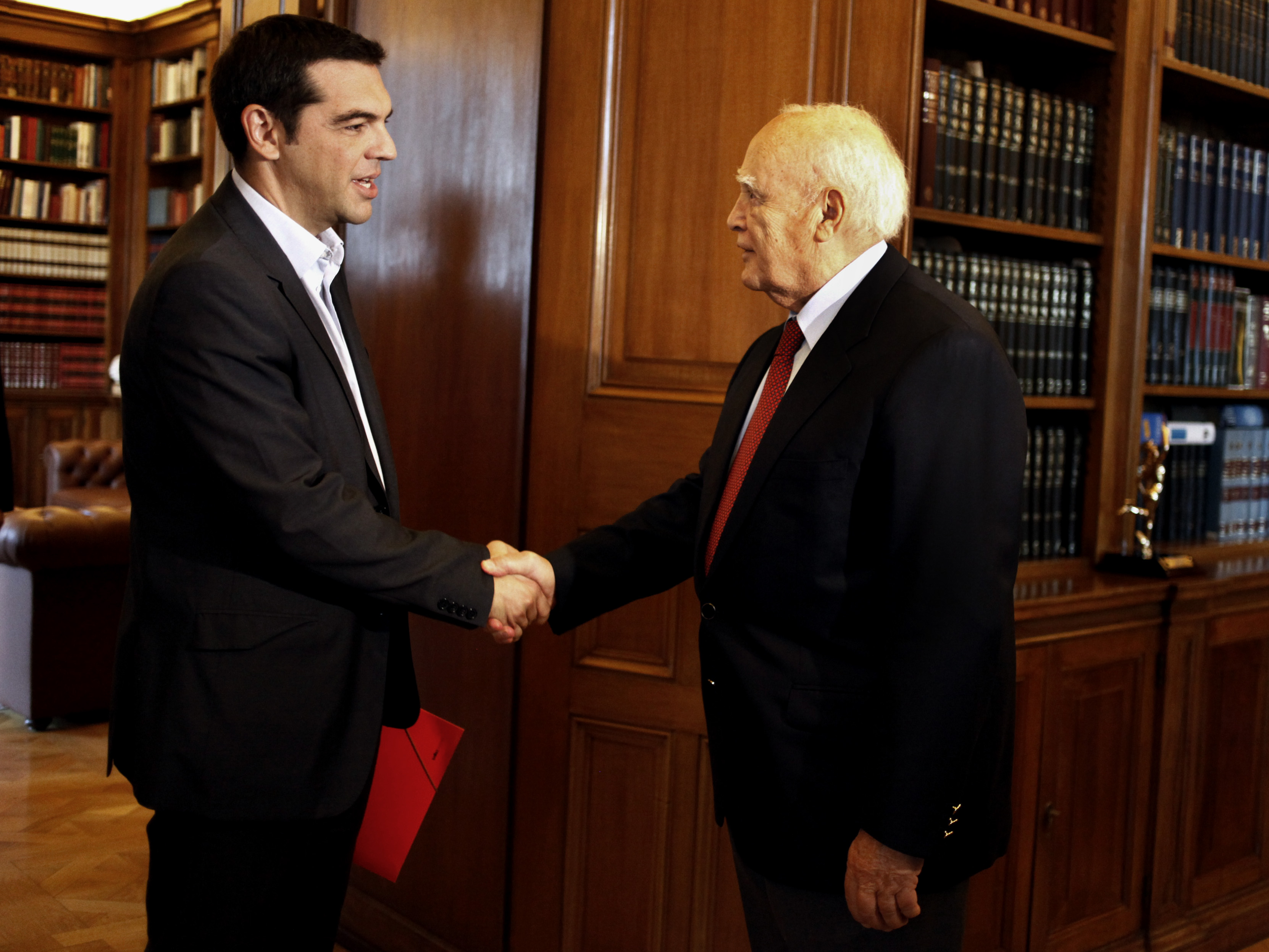 Σας έφερα κι ένα δώρο... 
