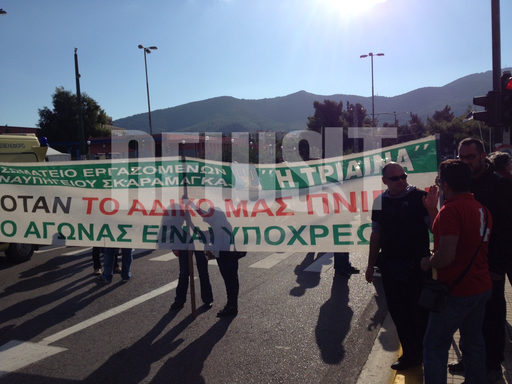 Θέλουμε δουλειά και όχι επιδόματα, λένε οι εργαζόμενοι ΦΩΤΟ NEWSIT