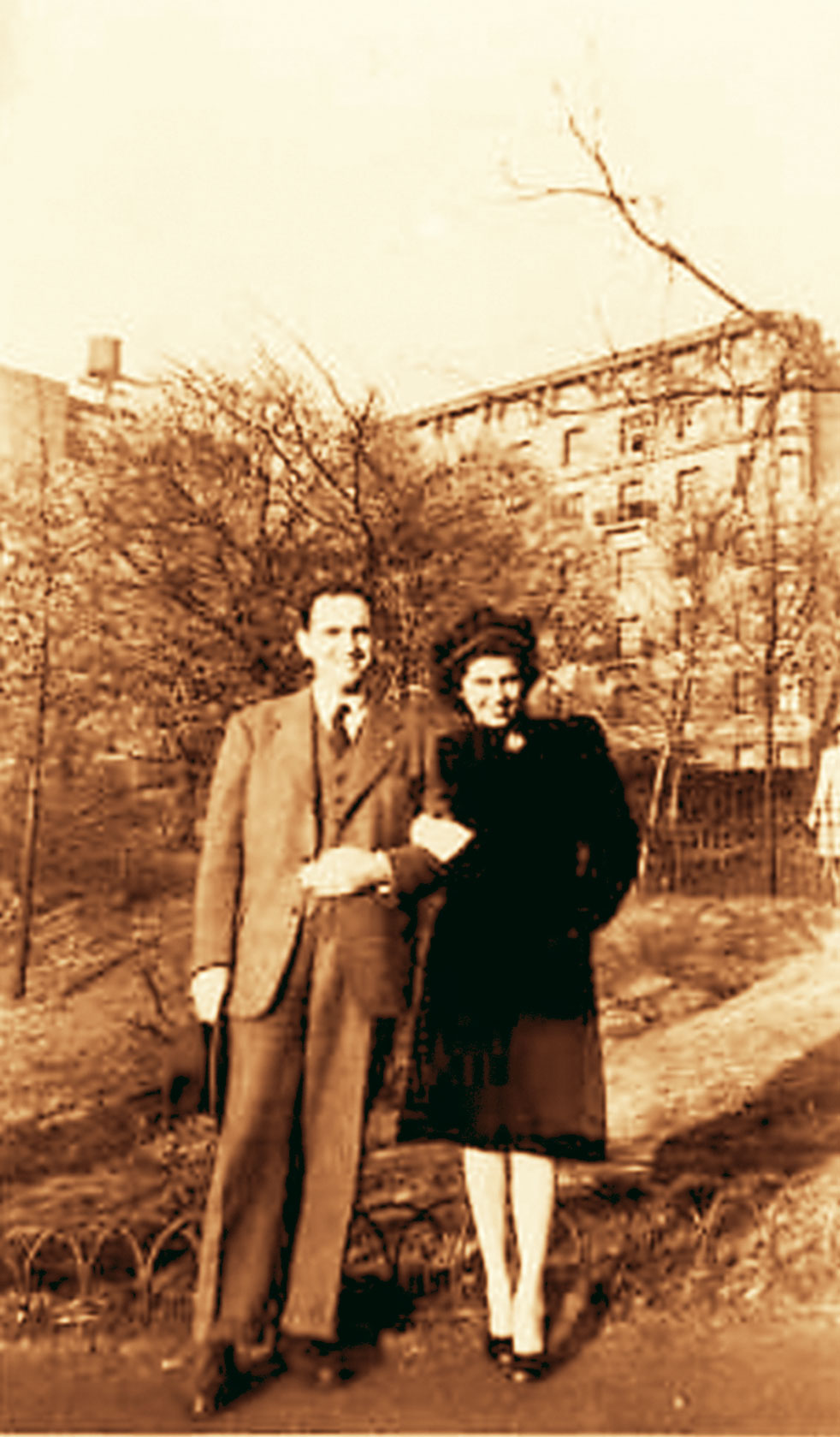 Με την πρώτη σύζυγό του, Χριστίνα Ρασσιά - ΦΩΤΟΓΡΑΦΙΑ ΕΦΗΜΕΡΙΔΑ ΤΟ ΕΘΝΟΣ ΤΗΣ ΚΥΡΙΑΚΗΣ
