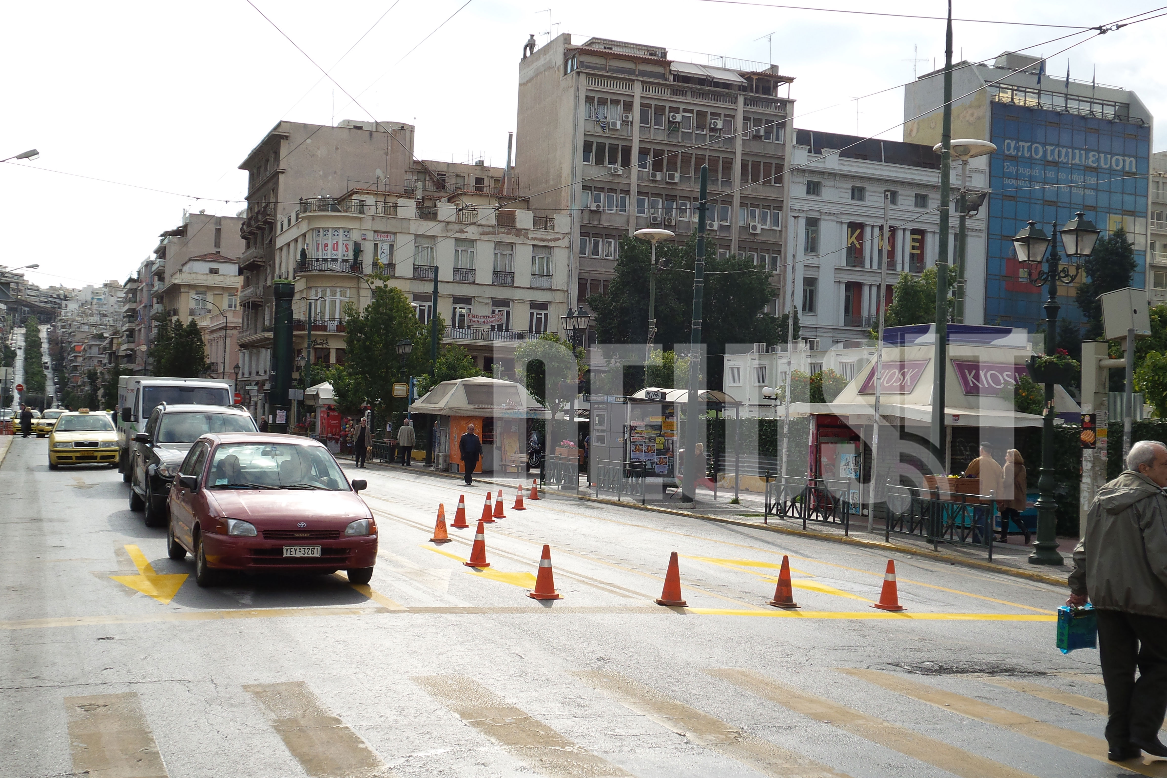 Οι κορίνες δείχνουν το δρόμο 