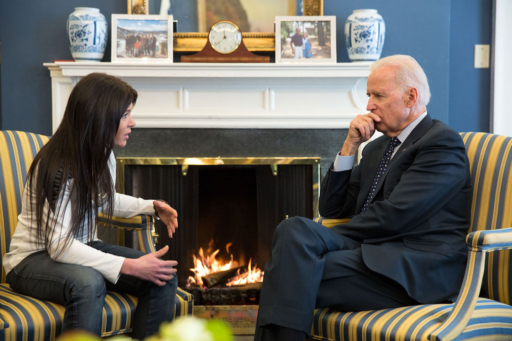 ΦΩΤΟΓΡΑΦΙΑ TWITTER Office of VP Biden ‏@VP