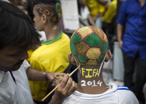 Μουντιάλ 2014: Αμόκ στη Βραζιλία για τη `στρογγυλή θεά`! (ΦΩΤΟ)