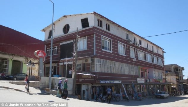 Ένα από τα ξενοδοχεία που χρησιμοποιούν οι τζιχαντιστές - φωτό Daily Mail