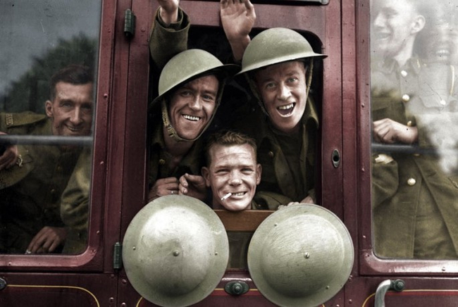 1939: Βρετανοί στρατιώτες επιστρέφουν από το μέτωπο