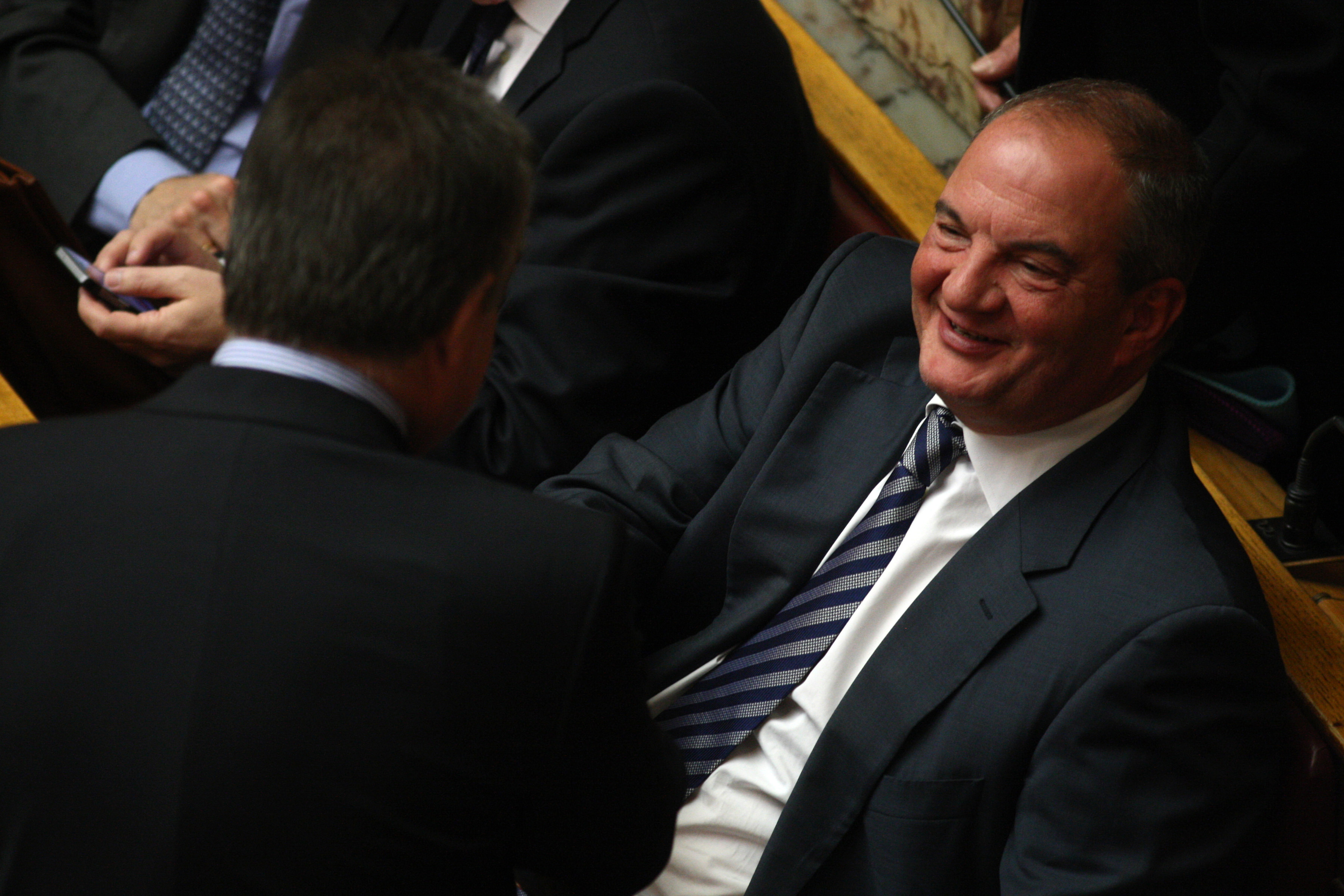 Χαλαρός και ευδιάθετος ο Κώστας Καραμανλής