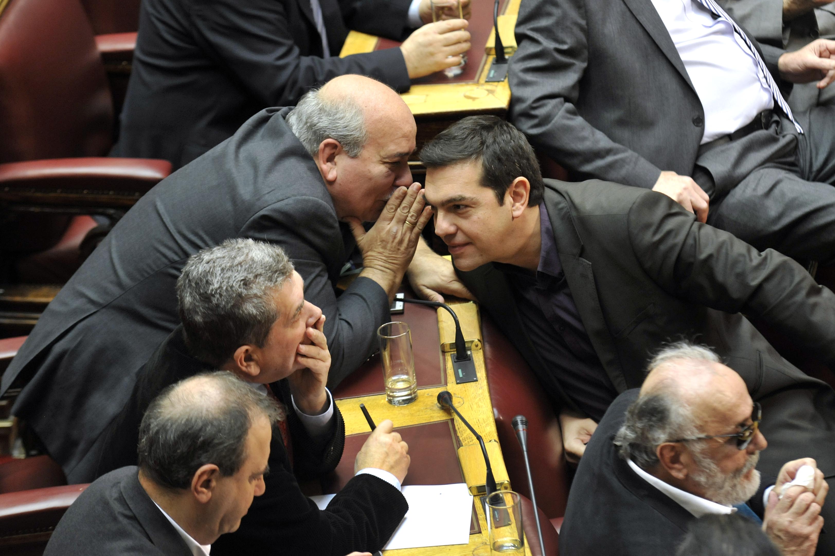 "Δεν βγαίνουν ούτε σήμερα τα κουκιά Αλέξη... Στην τρίτη όμως;"