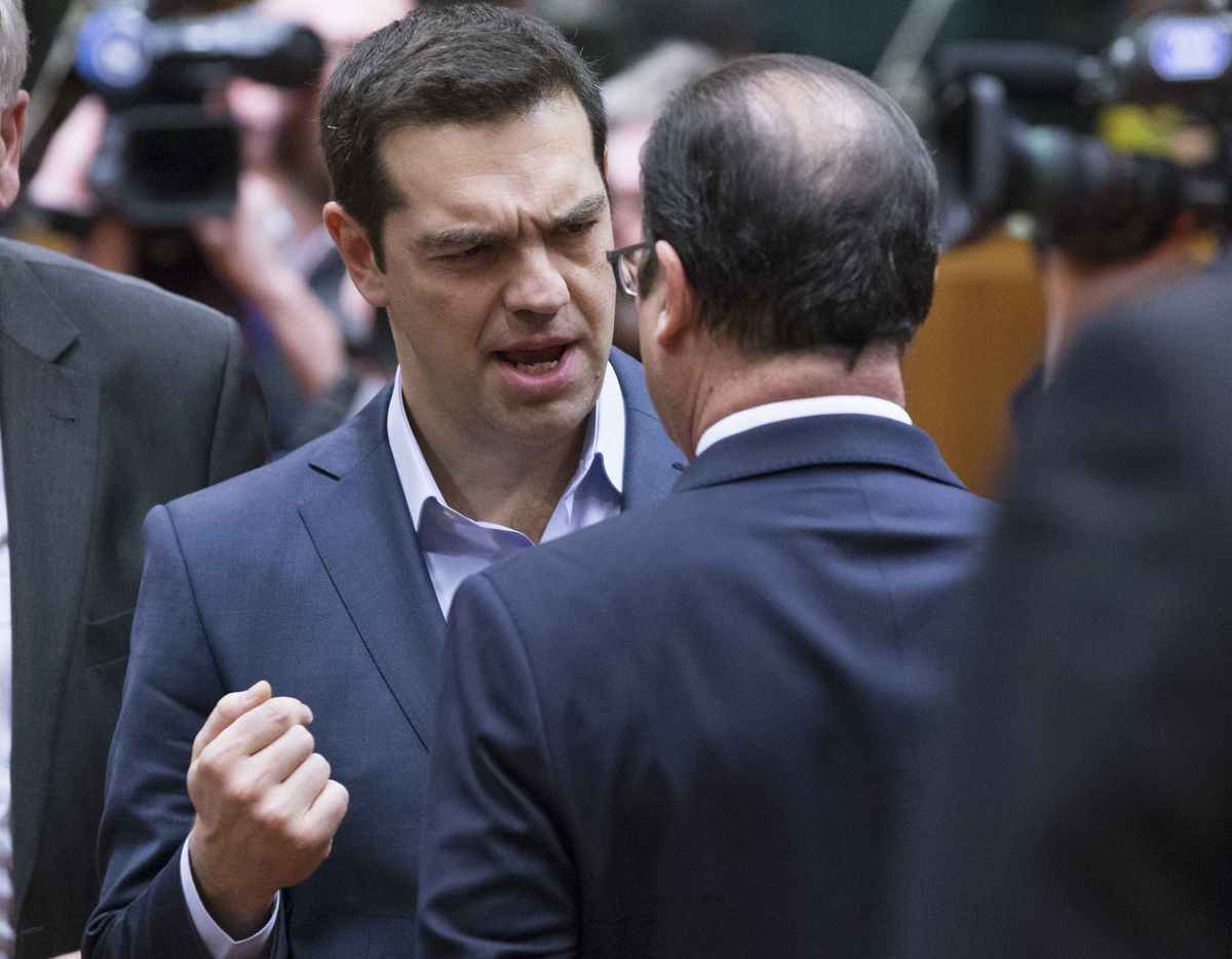 Είναι δυνατόν να μου κρύβεται; Αφού είπε περιμένει να με καλωσορίσει