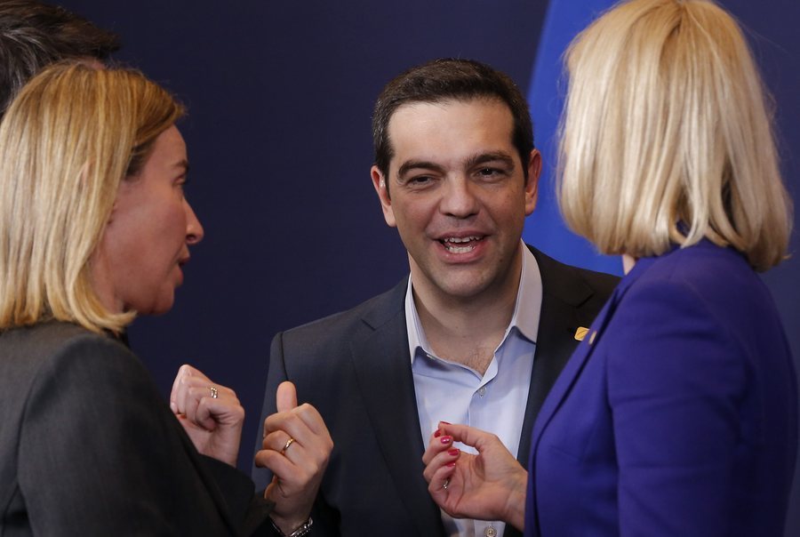 Δεν φωνάζουν εμένα...