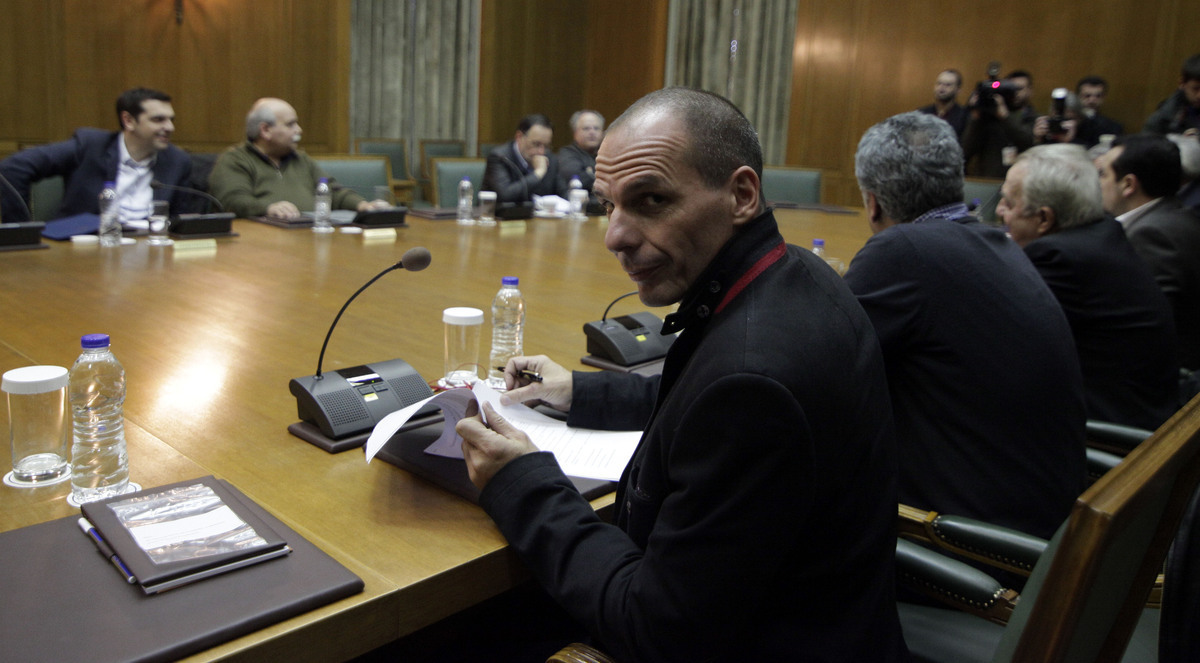 ... και δίπλα του ο Νίκος Κοτζιάς