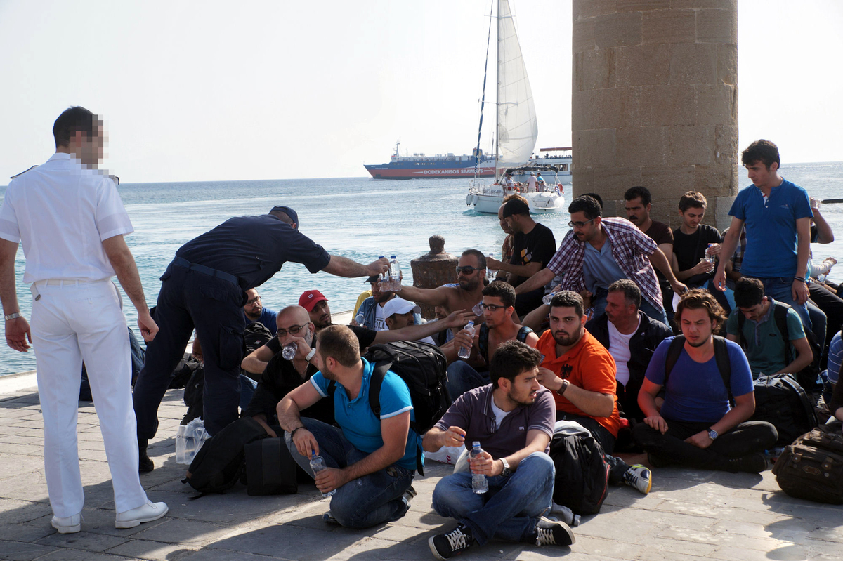 Από παλαιότερη διάσωση μεταναστών στη Ρόδο - ΦΩΤΟ ΑΡΧΕΙΟΥ EUROKINISSI