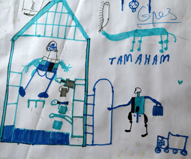 Tamahan: Ζωγράφισε τους συμμαθητές και τους δασκάλους του που τους λείπουν