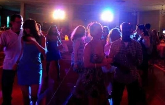 Ηράκλειο: Οι πρώτες αφίξεις των swingers στο ξενοδοχείο ανταλλαγής ερωτικών συντρόφων - ''Το συμβόλαιο είναι ένα από τα καλύτερα'' (Βίντεο)!