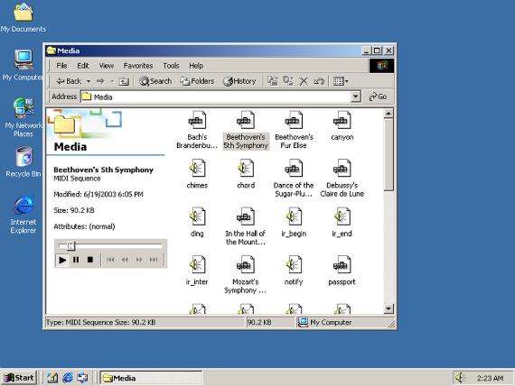 WINDOWS 2000 (2000)