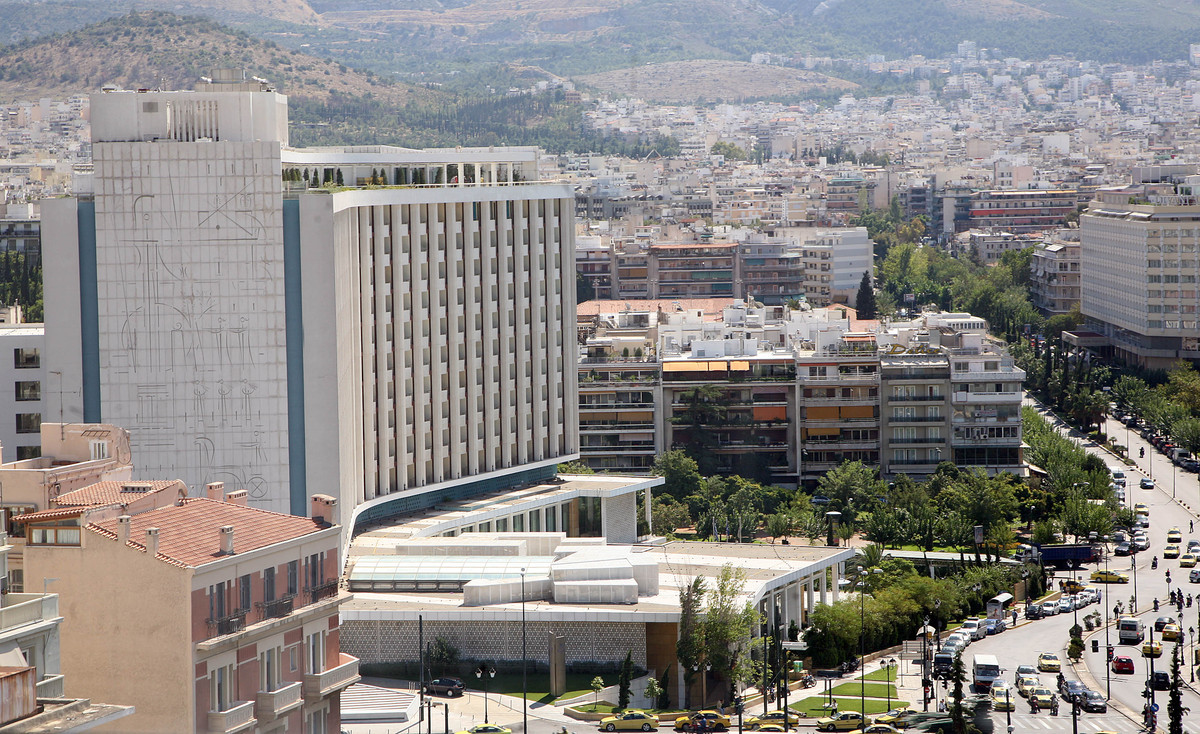 Το επιβλητικό ξενοδοχείο Hilton - Φωτό Eurokinissi