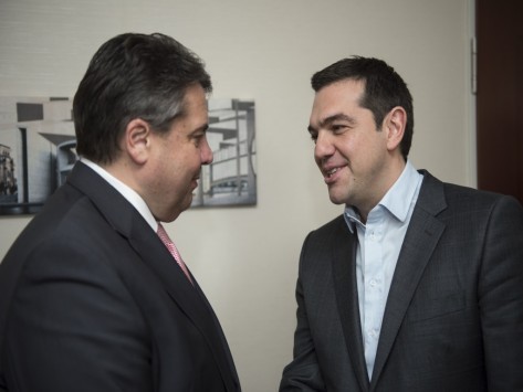Νταβός - Τσίπρας σε Γκάμπριελ: Δεν γίνεται να κόψουμε τις συντάξεις