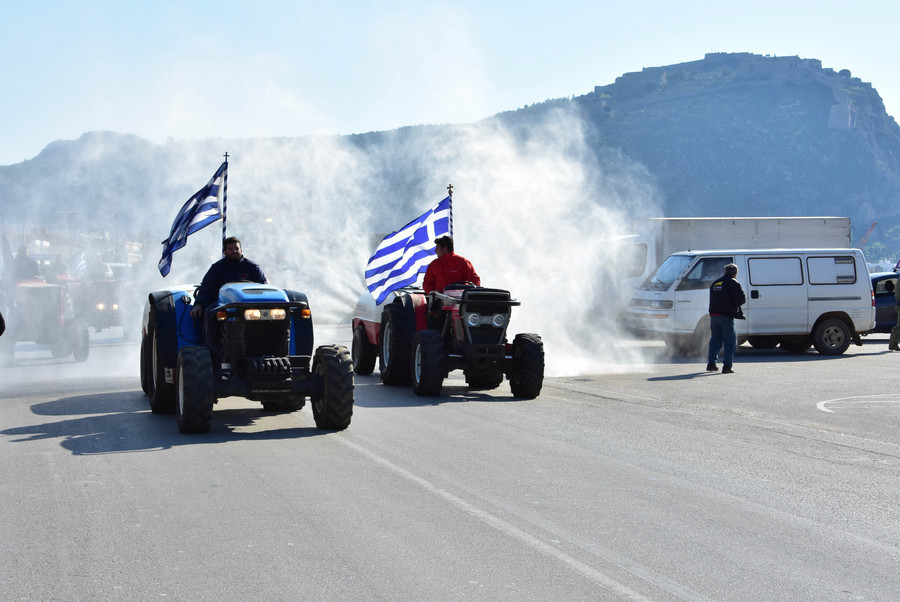 Τρακτέρ στο Ναύπλιο - ΦΩΤΟ ΑΠΕ-ΜΠΕ
