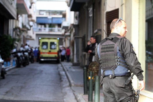 “Σκότωσα τη μητέρα μου”! - Απίστευτη οικογενειακή τραγωδία στον Άγιο Δημήτριο