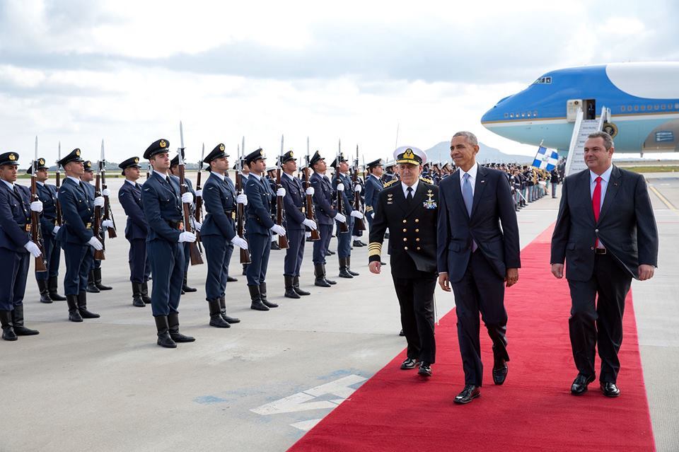 Κατά την άφιξη στην Αθήνα (Φωτογραφία Pete Souza)