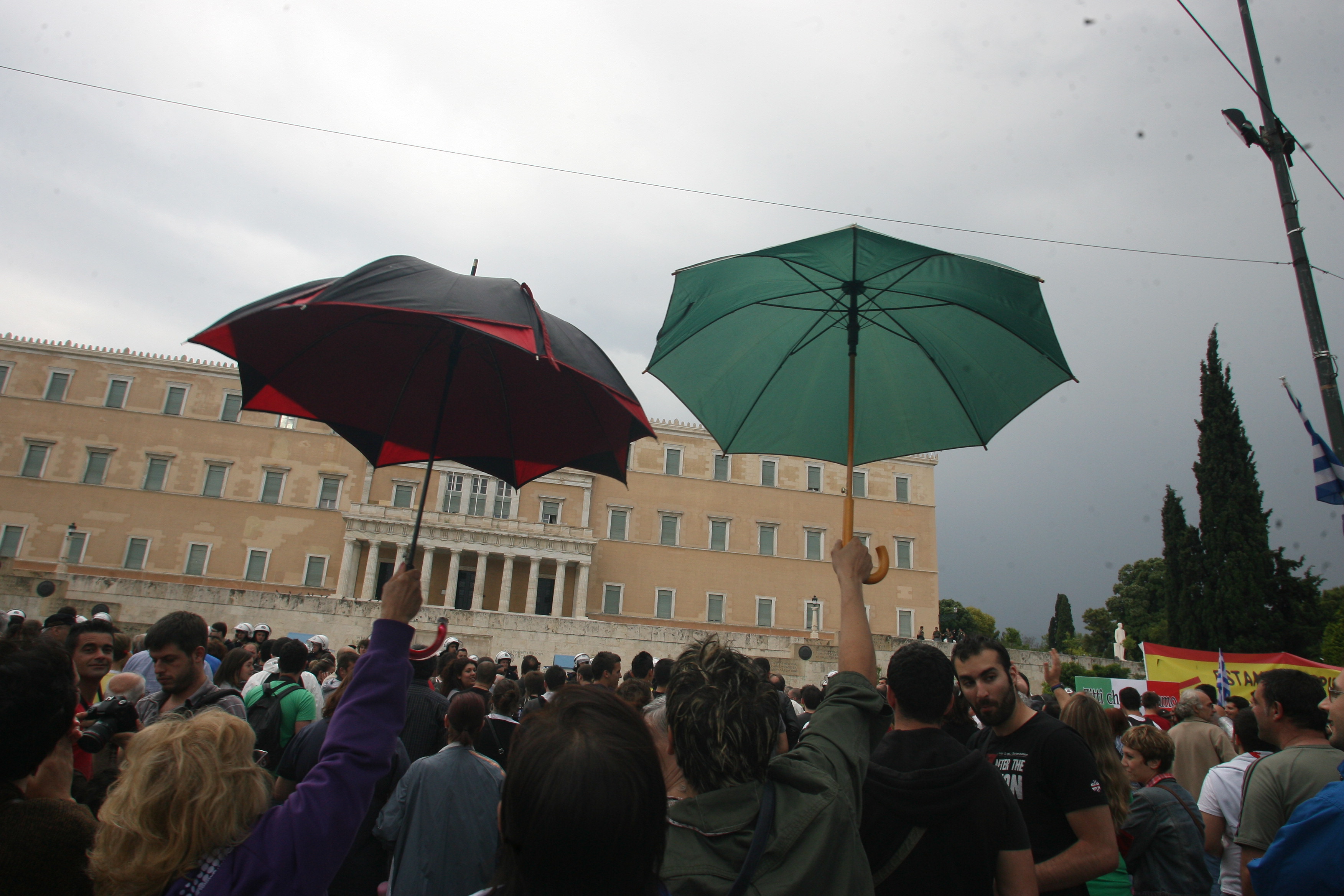 ΩΡΑ 19.00 ΟΜΠΡΕΛΕΣ ΚΑΙ ΓΙΑ ΤΟΥΣ ΔΙΠΛΑ. ΑΛΛΗΛΕΓΓΥΗ