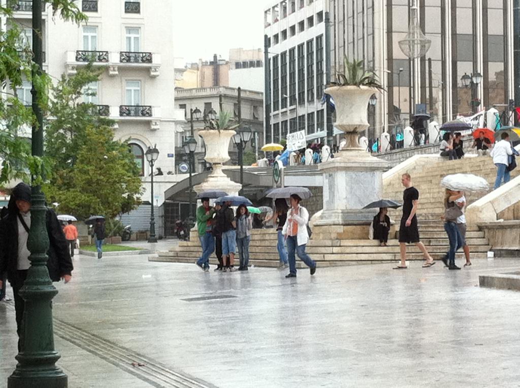 ...Από την πλατεία Συντάγματος και πάλι 