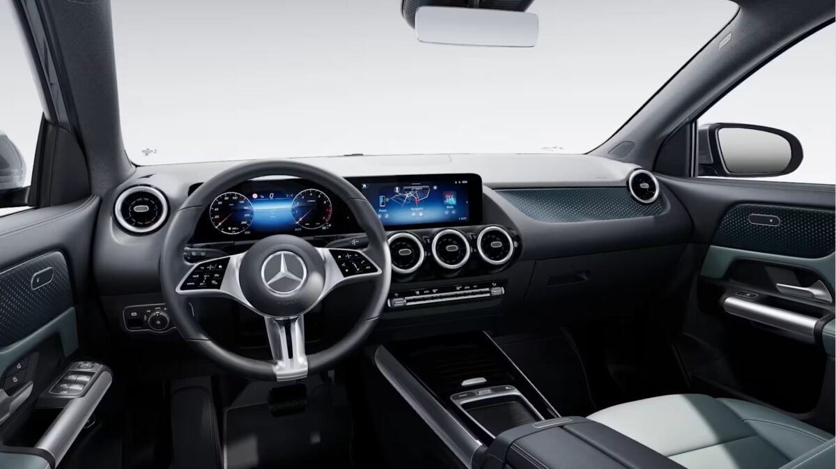 Mercedes-Benz_GLA