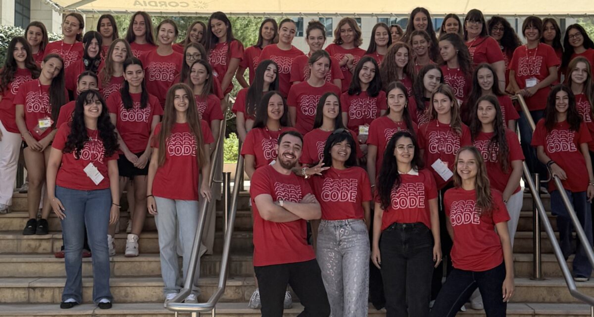 Code Like a Girl: Τα κορίτσια που γράφουν κώδικα και διαμορφώνουν τον ψηφιακό κόσμο του αύριο