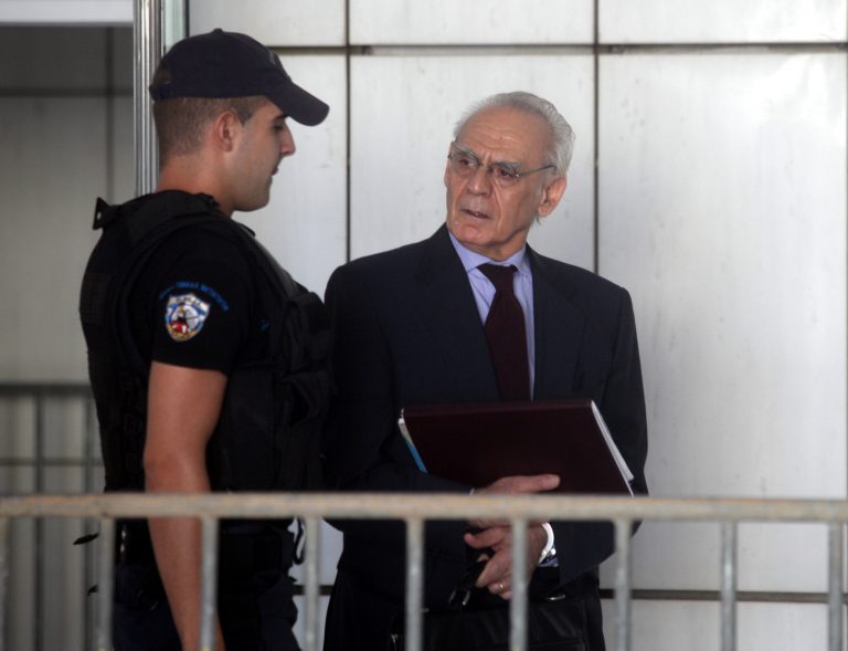 Πρόταση Εισαγγελέα: Ποινή 20 χρόνων στον Άκη Τσοχατζόπουλο, 12 στην Β. Σταμάτη και 10 χρόνων στην Αρετή Τσοχατζοπούλου! | Newsit.gr Πρόταση Εισαγγελέα: Ποινή 20 χρόνων στον Άκη Τσοχατζόπουλο, 12 στην Β. Σταμάτη και 10 χρόνων στην Αρετή Τσοχατζοπούλου! | Newsit.gr