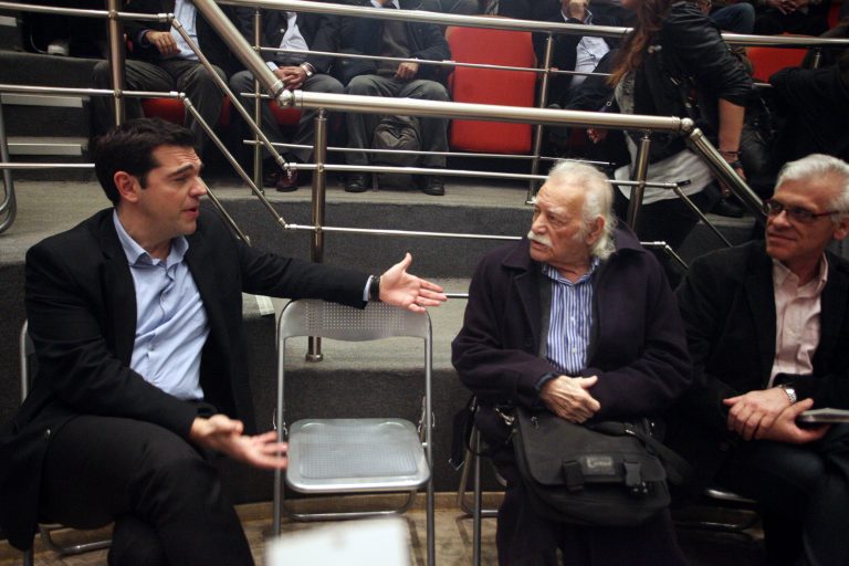 Θέμα εξόδου από το ευρώ θέτει ο Μανώλης Γλέζος! «Αν μας συμφέρει, θα παραμείνουμε. Αν δεν μας συμφέρει, δεν θα παραμείνουμε» | Newsit.gr Θέμα εξόδου από το ευρώ θέτει ο Μανώλης Γλέζος! «Αν μας συμφέρει, θα παραμείνουμε. Αν δεν μας συμφέρει, δεν θα παραμείνουμε» | Newsit.gr