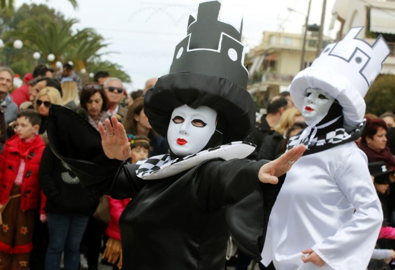 Χανιά: Το καρναβάλι της Σούδας – Παρέλαση αρμάτων και καρναβαλιστών! | Newsit.gr Χανιά: Το καρναβάλι της Σούδας – Παρέλαση αρμάτων και καρναβαλιστών! | Newsit.gr