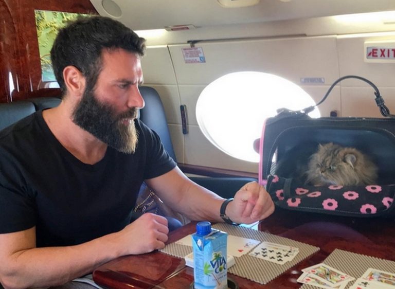 Αισχρή επανεμφάνιση του «βασιλιά» του Instagram! Σάλος με την ανάρτηση τη μέρα της γυναίκας | Newsit.gr Αισχρή επανεμφάνιση του «βασιλιά» του Instagram! Σάλος με την ανάρτηση τη μέρα της γυναίκας | Newsit.gr