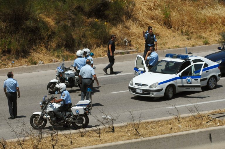 Κομοτηνή: Το τερμάτισε! Οδηγούσε κλεμμένο αμάξι, με πλαστές πινακίδες, χωρίς δίπλωμα! | Newsit.gr Κομοτηνή: Το τερμάτισε! Οδηγούσε κλεμμένο αμάξι, με πλαστές πινακίδες, χωρίς δίπλωμα! | Newsit.gr