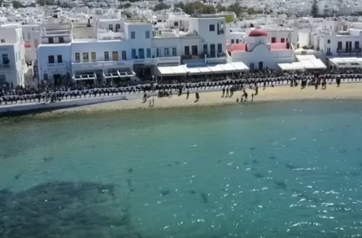 ÎÏοÏÎλεÏμα εικÏÎ½Î±Ï Î³Î¹Î± ÎÏκονοÏ: ΧÏÏεÏαν ÏαÏάÏικο ÏÏημαÏίζονÏÎ±Ï Î±Î½Î¸ÏÏÏινη αλÏ
Ïίδα ÏÏο ÏÎ±Î»Î¹Ï Î»Î¹Î¼Î¬Î½Î¹ (vid)