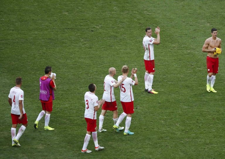 Euro 2016: Πέρασε και η Πολωνία! Παίζει με τους Ελβετούς | Newsit.gr Euro 2016: Πέρασε και η Πολωνία! Παίζει με τους Ελβετούς | Newsit.gr
