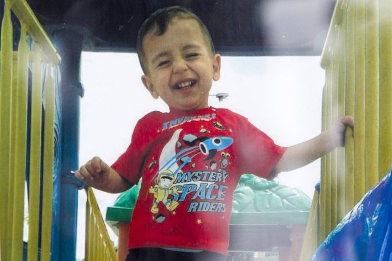 Τα τελευταία λόγια του μικρού Aylan: Μπαμπά σε παρακαλώ μην πεθάνεις! | Newsit.gr Τα τελευταία λόγια του μικρού Aylan: Μπαμπά σε παρακαλώ μην πεθάνεις! | Newsit.gr